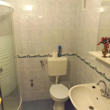 Apartment Kiraly *